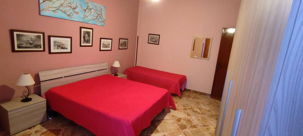 Villalba Castellammare del Golfo Buitenkant foto