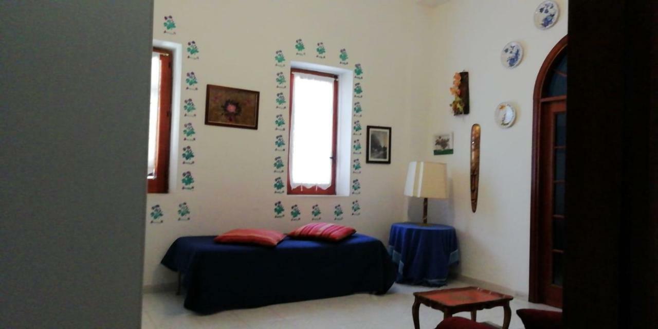 Villalba Castellammare del Golfo Buitenkant foto